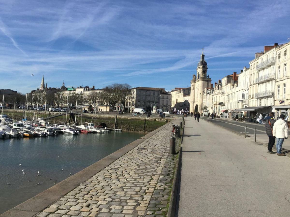 Appartement Centre Ville Pres Du Port Avec Parking Et Wifi La Rochelle  Exterior foto